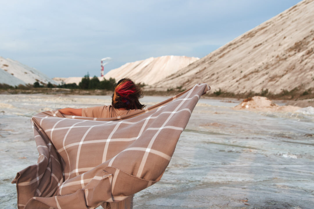 Фотограф в Гомеле и горы возле химзавода для фотосессии фото 1
