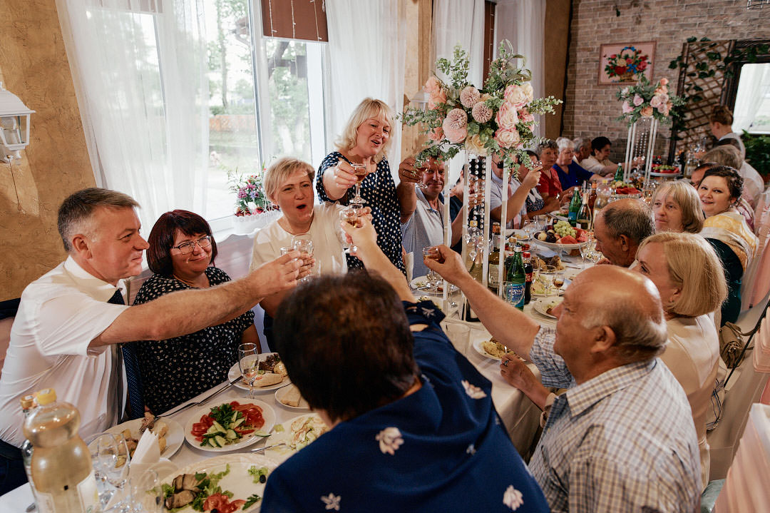Свадебный фотограф Хойники в ресторане кафе Хуторок 060822 фото 23
