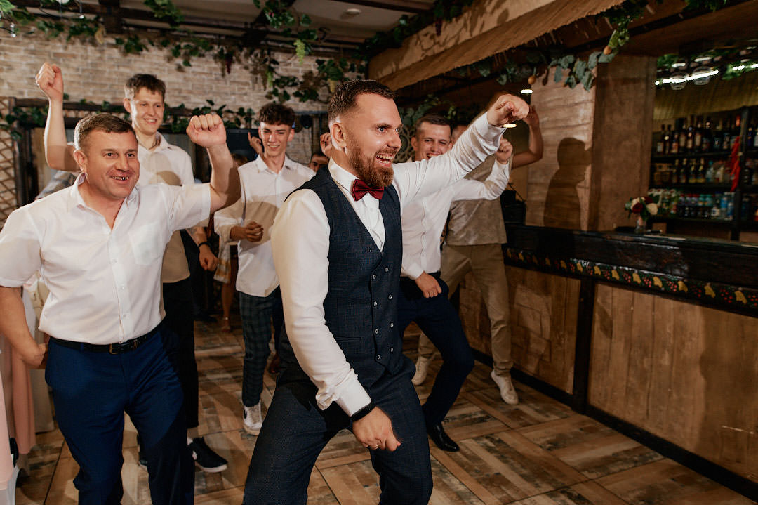 Свадебный фотограф Хойники в ресторане кафе Хуторок 060822 фото 41